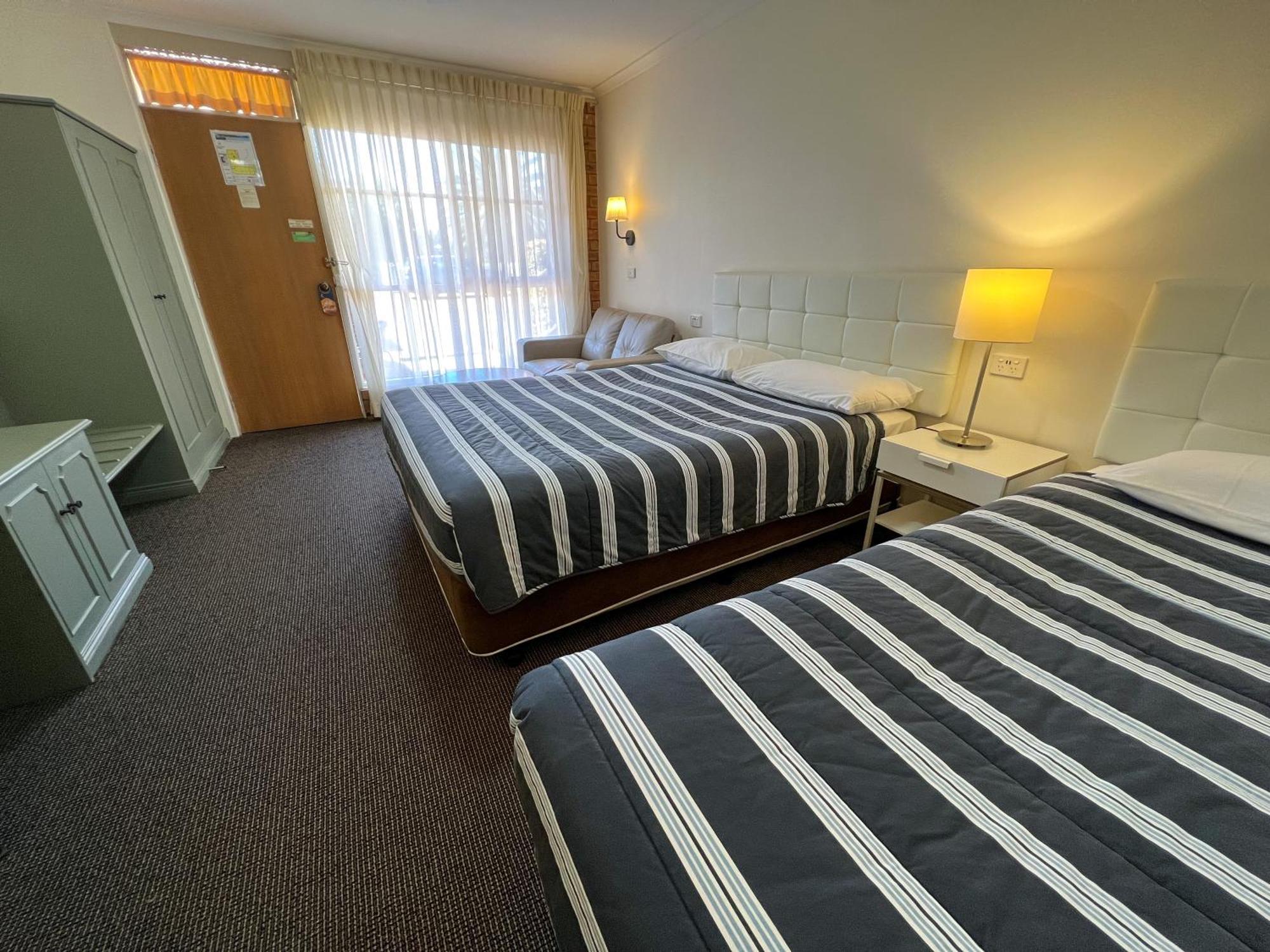 Summerhill Motor Inn (Adults Only) Merimbula Exterior photo